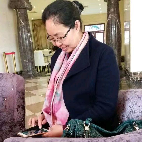 钟姐（春曦家庭农场欢迎你们加入）