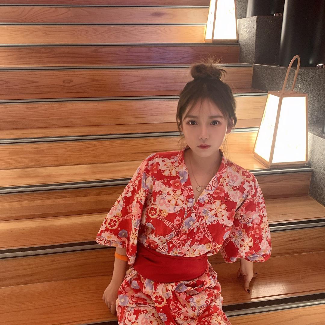 你才脑子不大好