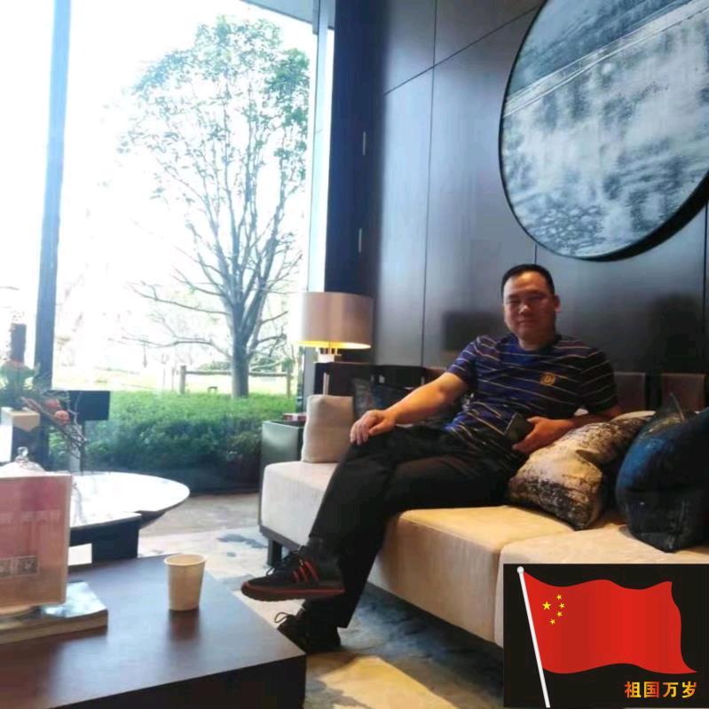 新奇礼品定制中心