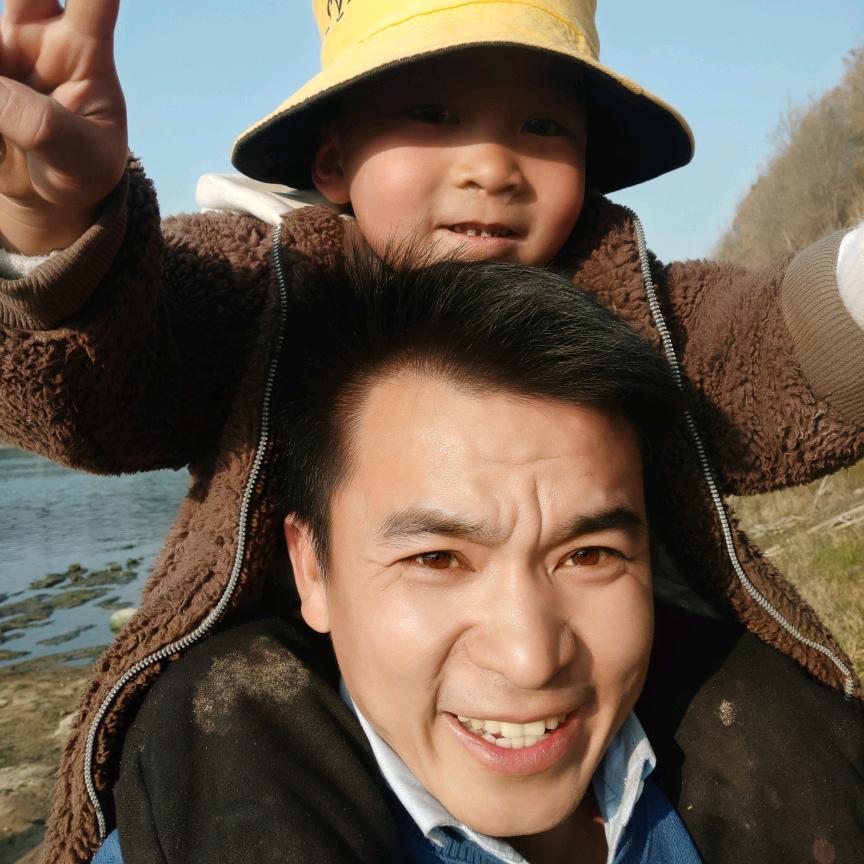 摸鱼捉虾耽误庄稼