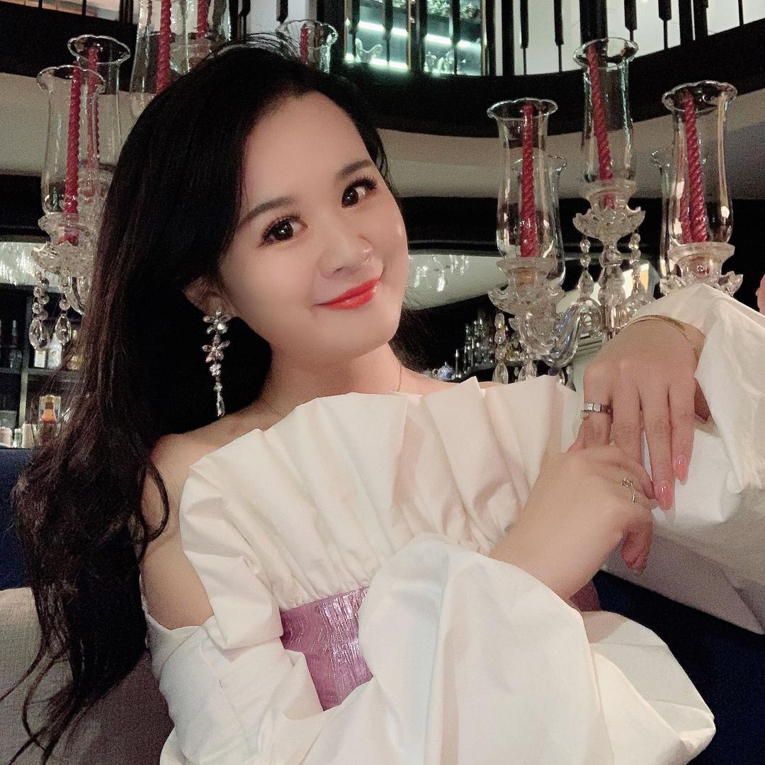 魅鹊女装品牌（早上8点半上新）