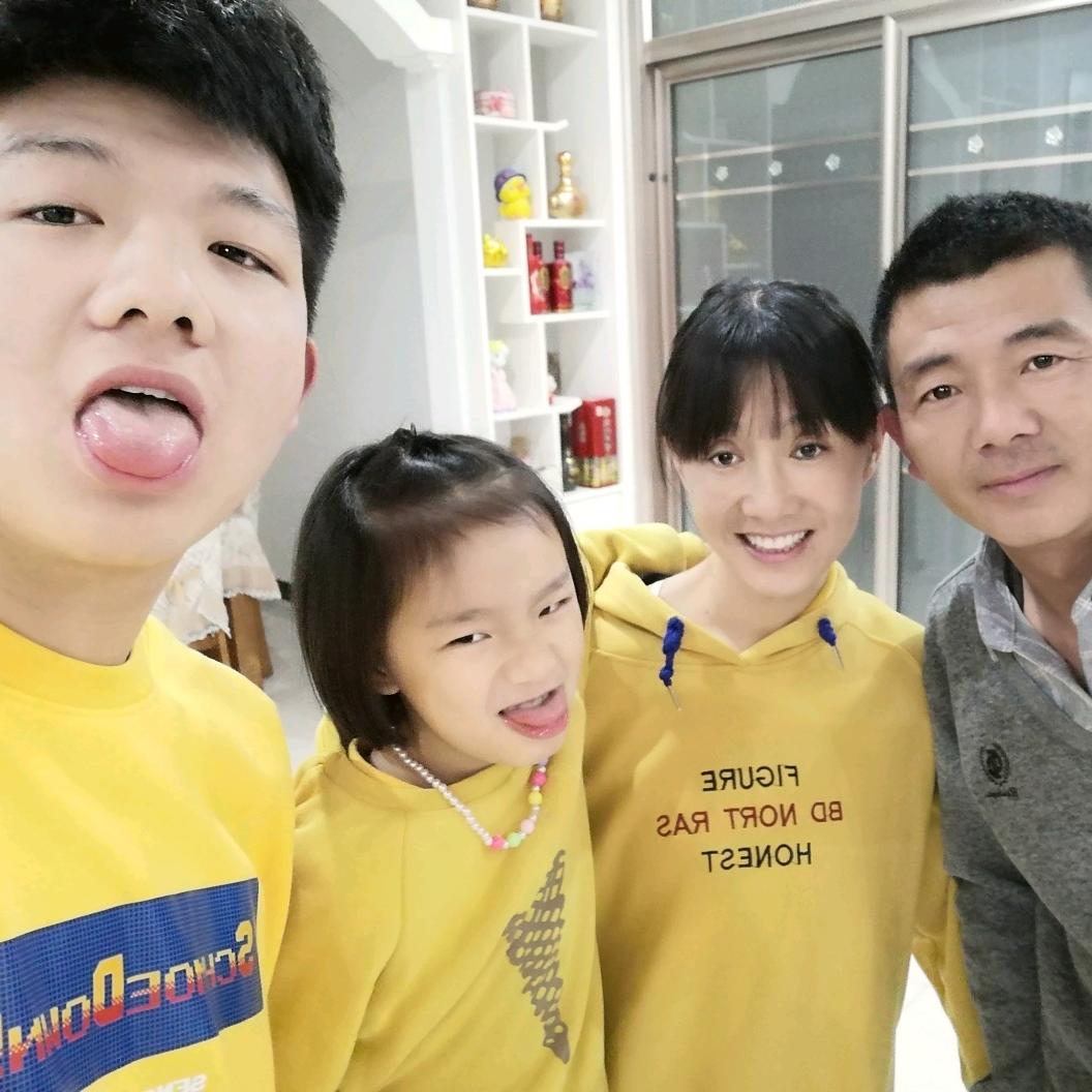 卡车人漂泊在外刚哥