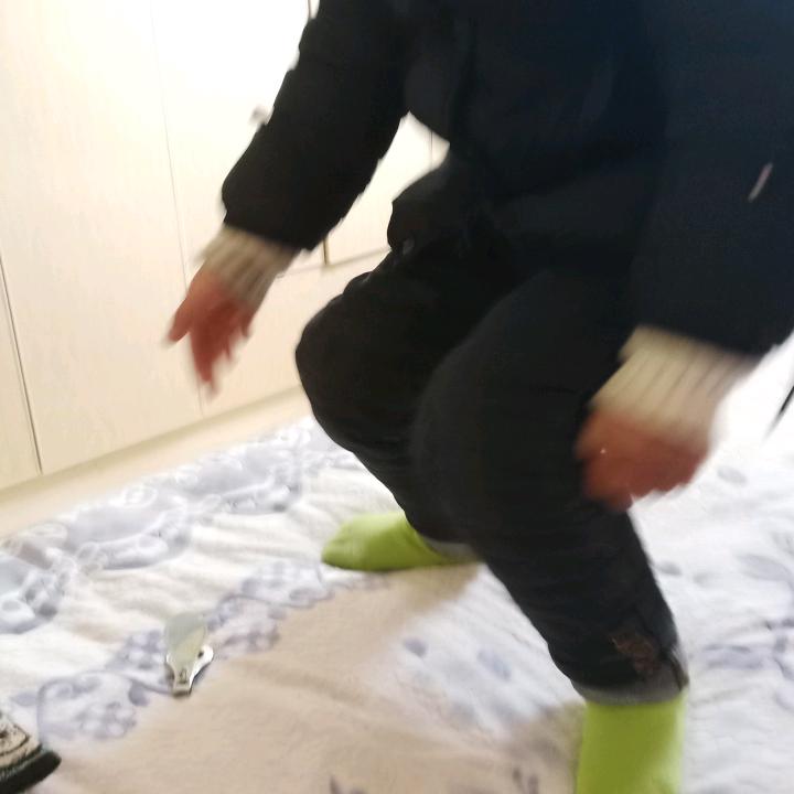 栾超伦