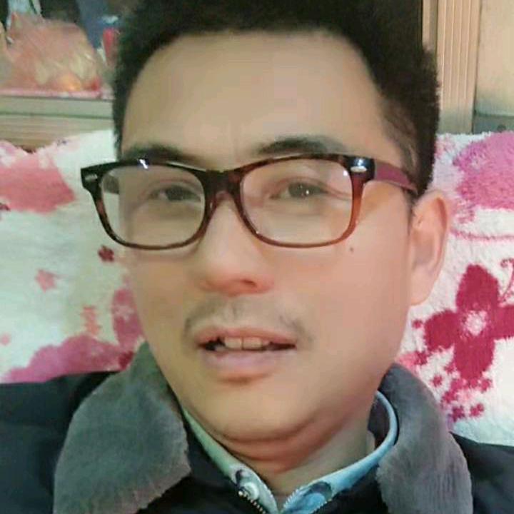 五金和卫浴店岳栓紧