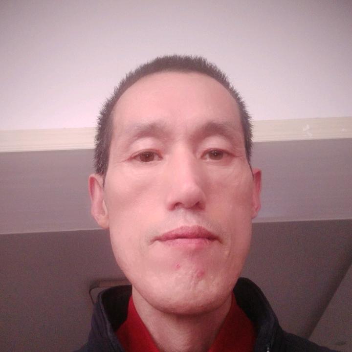 何勇