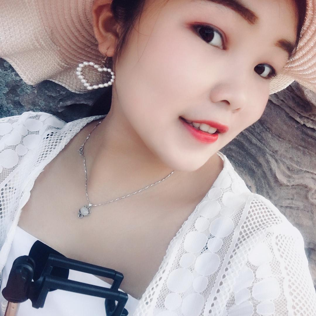 燕燕哒的