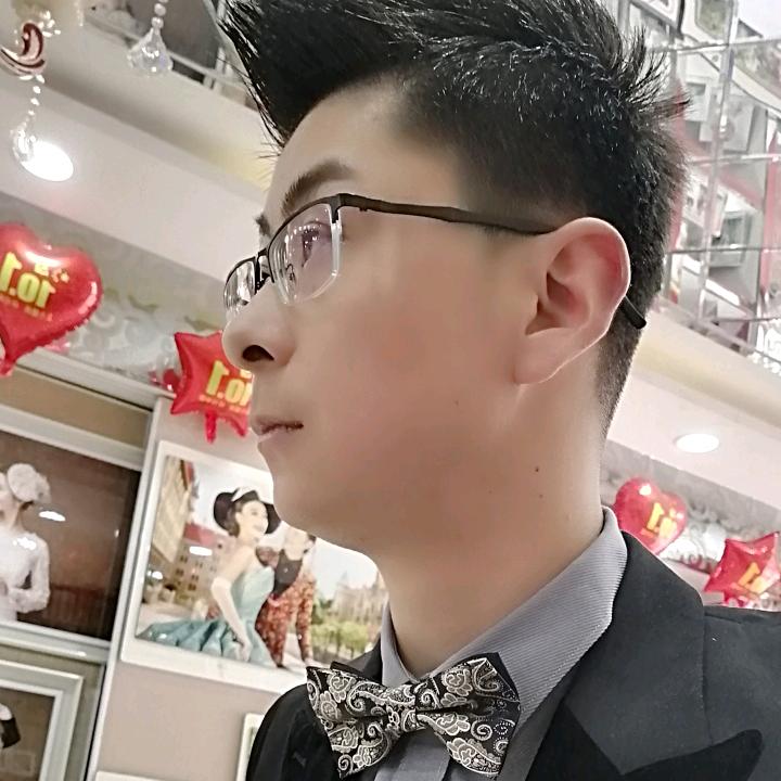 请叫我俊哥哥👱