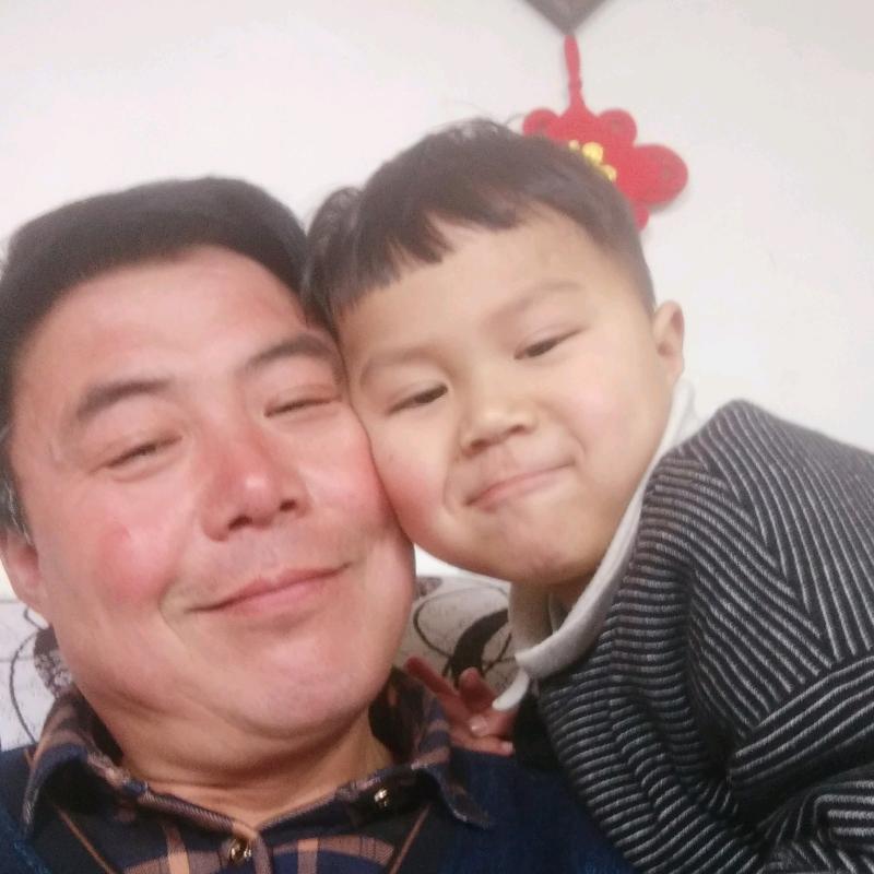 八里铺厨师班老五。