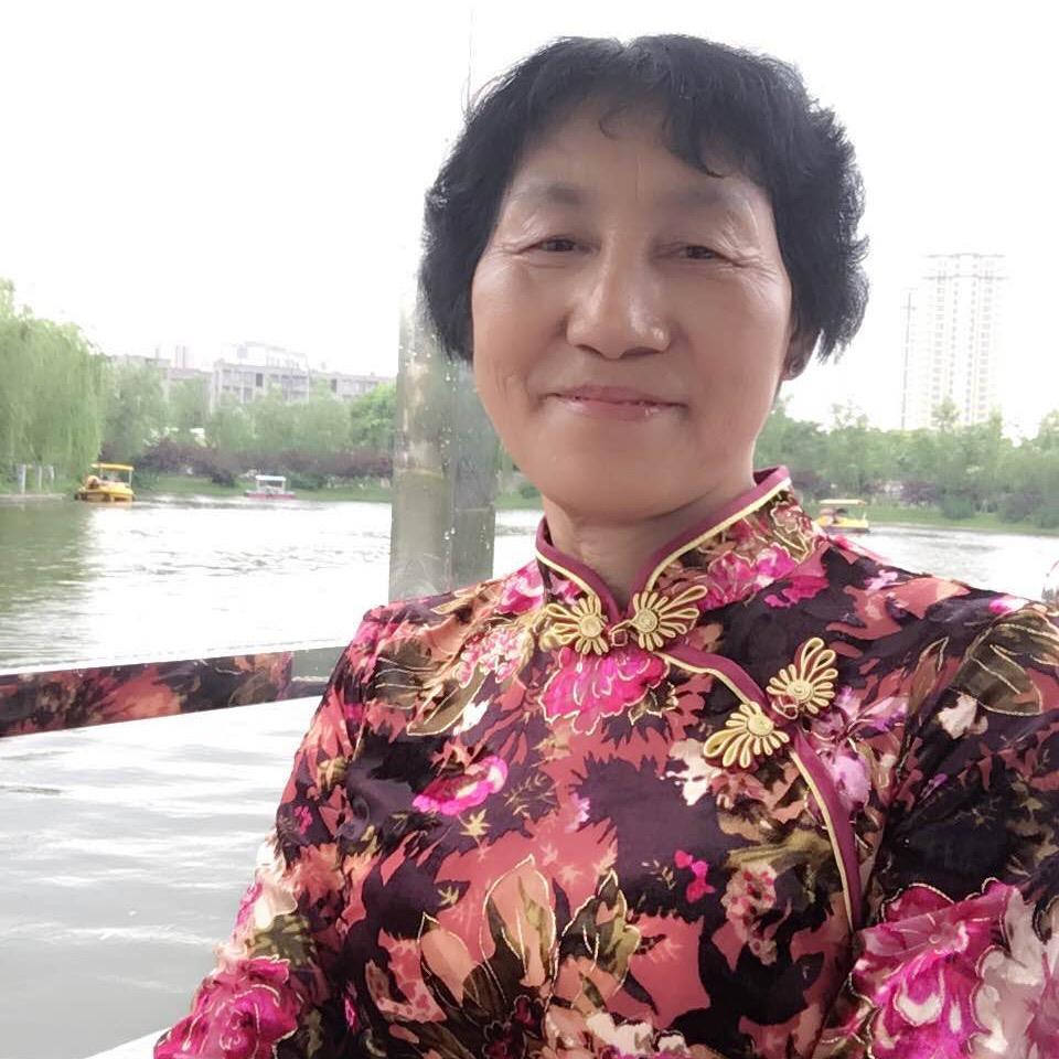 杨荷花