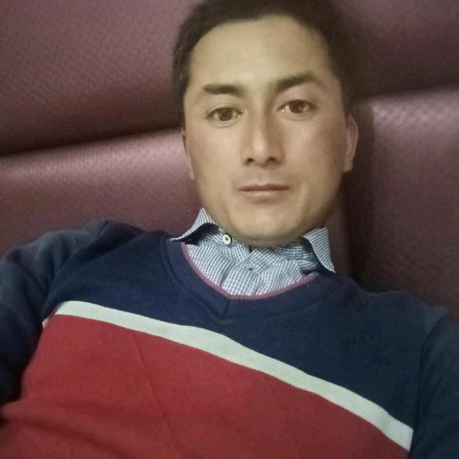 青E   阿彭