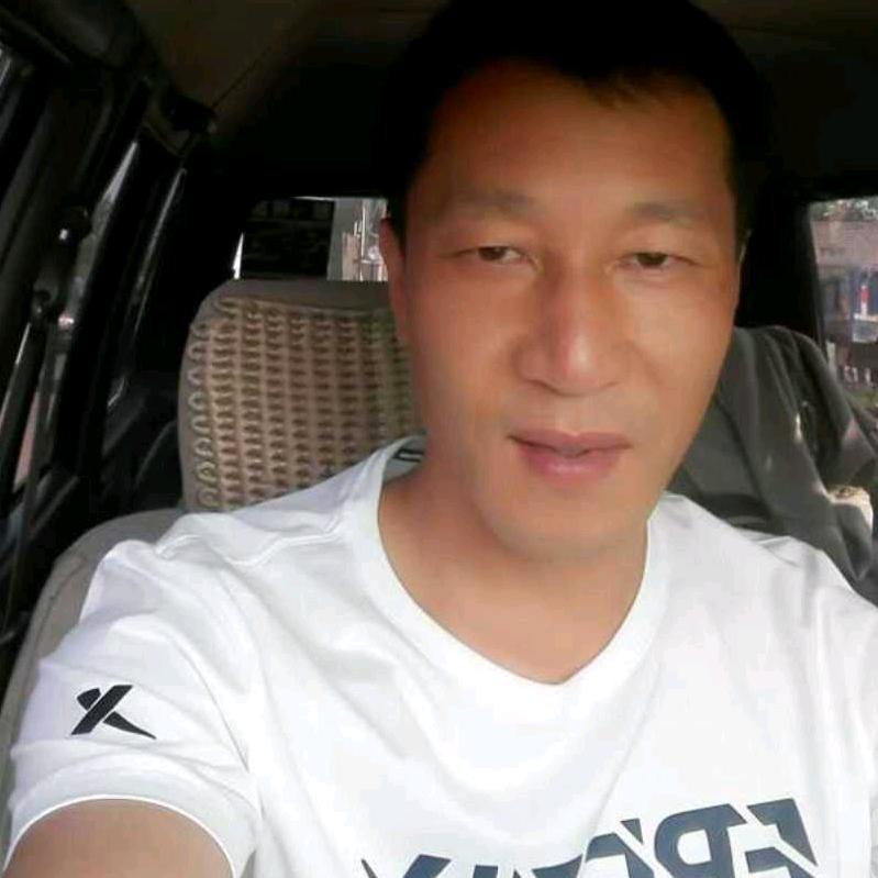 杨小利