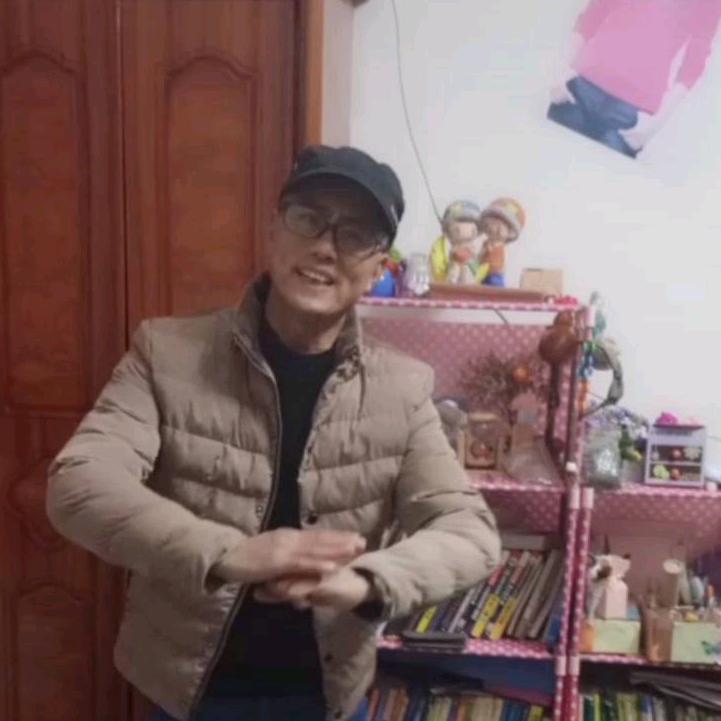 肖平平