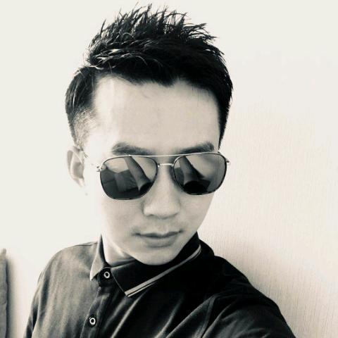 眼镜机器人自动化专家-埃科