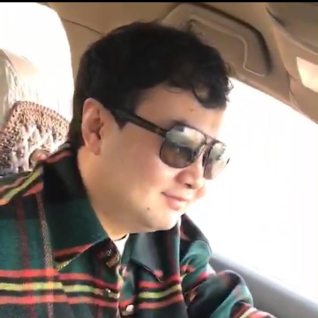 爱唱歌的张老师