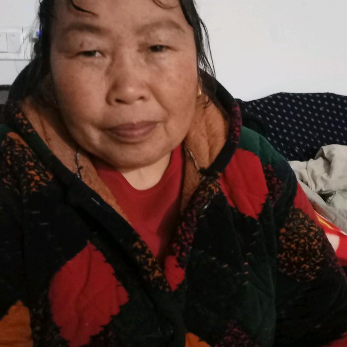 琼江美芬