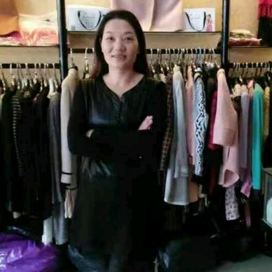 王小英