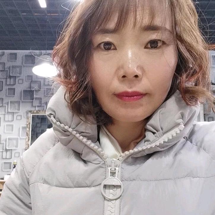 小贾，