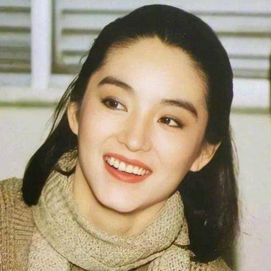 满楼红袖招