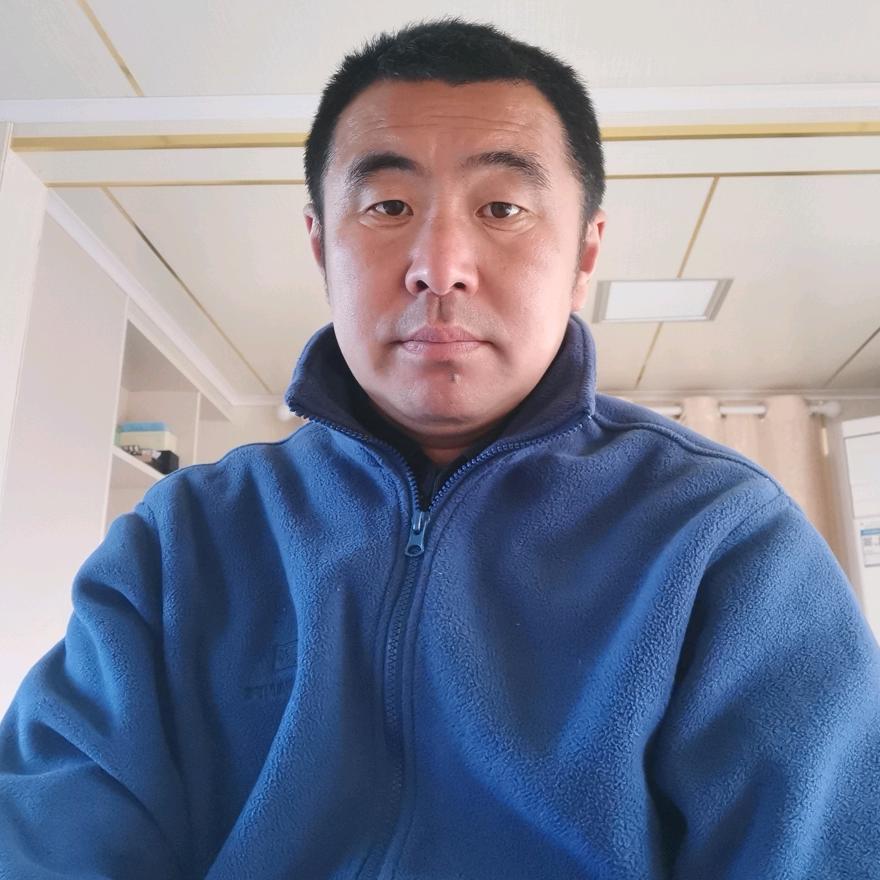 亚洲雄峰