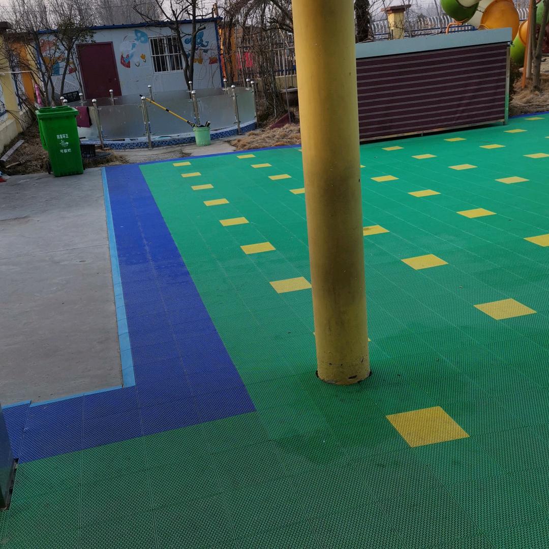 南苑名城幼儿园。请勿`连赞。