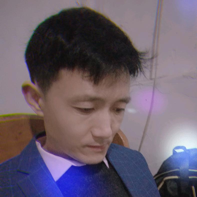 心心向蓉，甜甜向上
