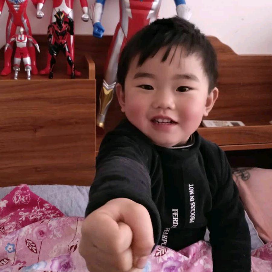 开心果😘😘