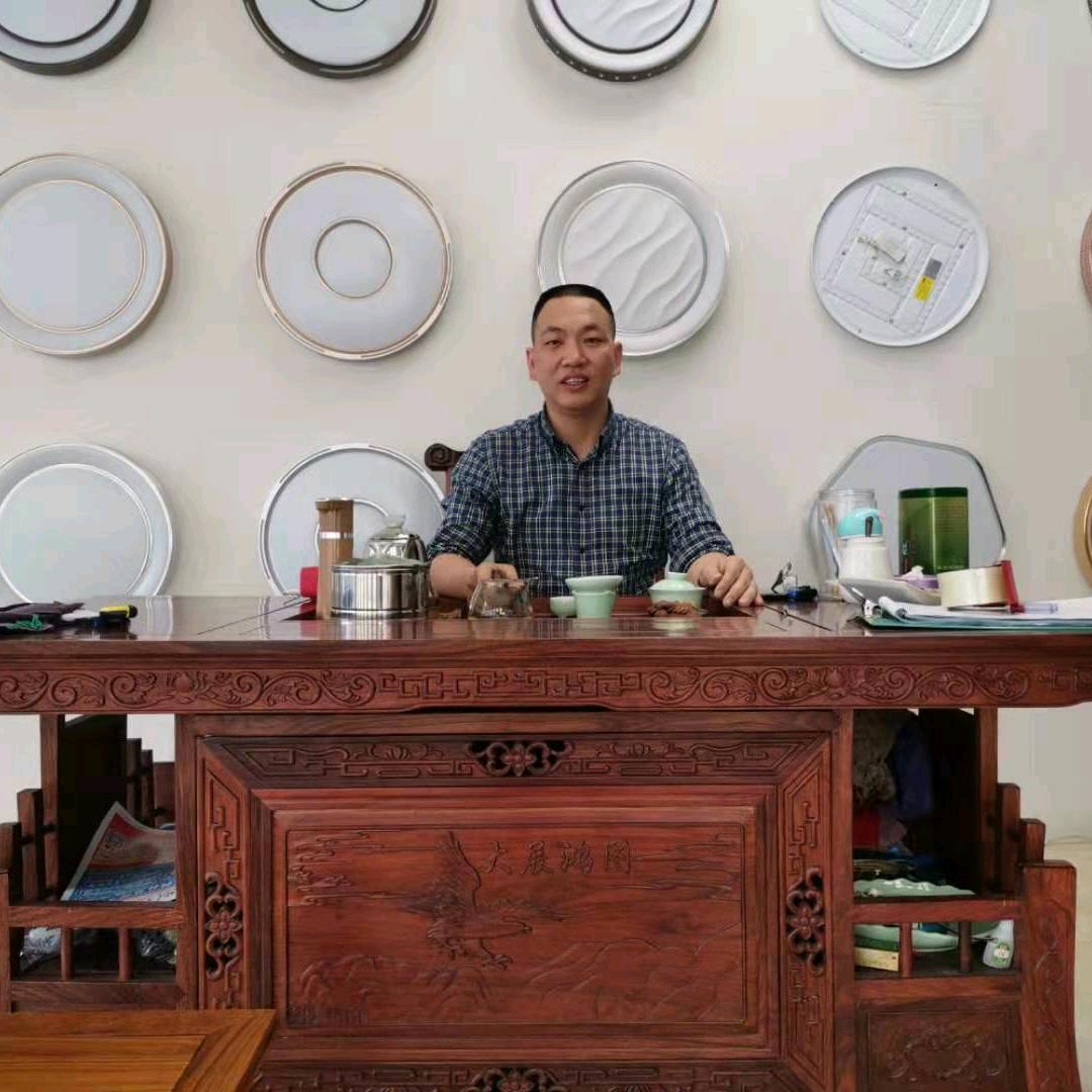 鑫州照明专业生产卧室灯，客厅灯厂家