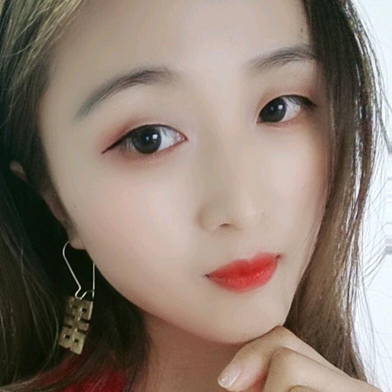 单眼皮💋