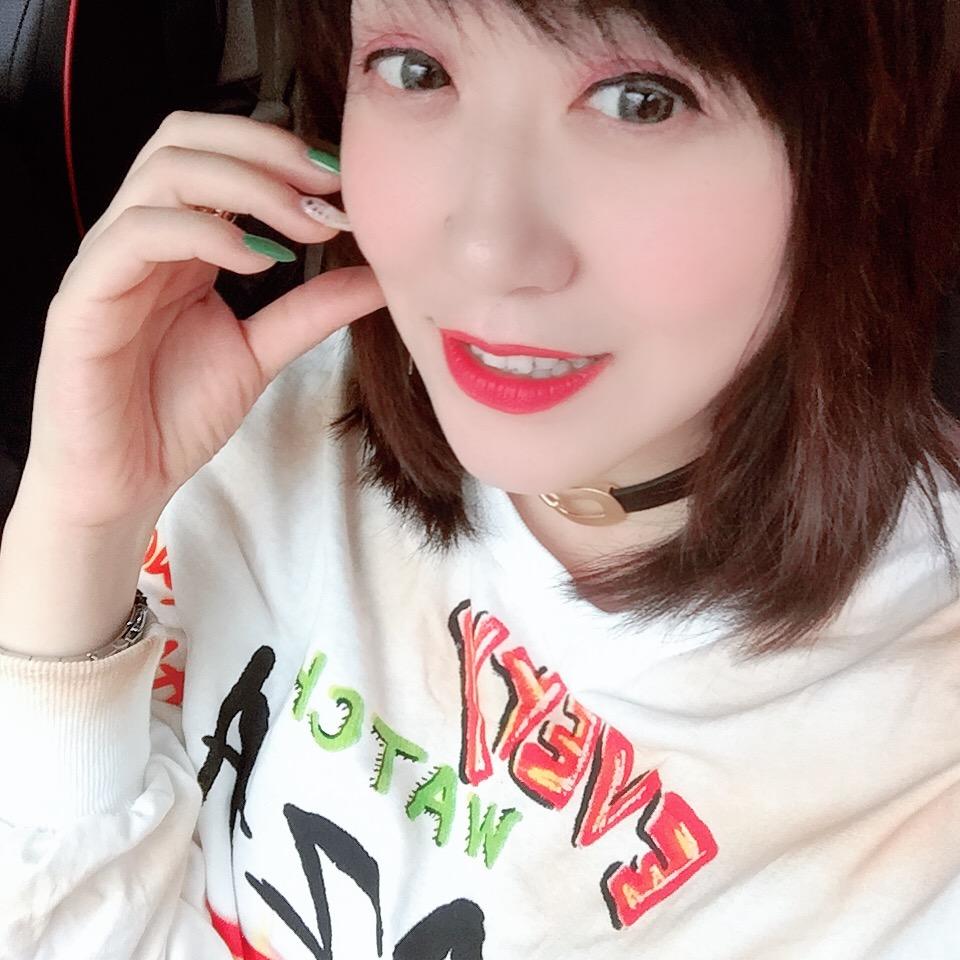 明明。