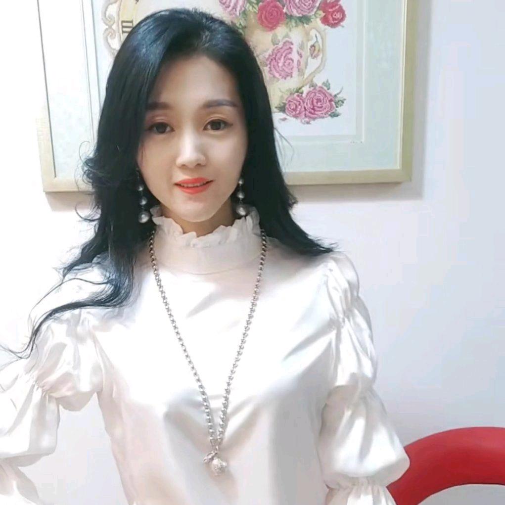 丽人时装