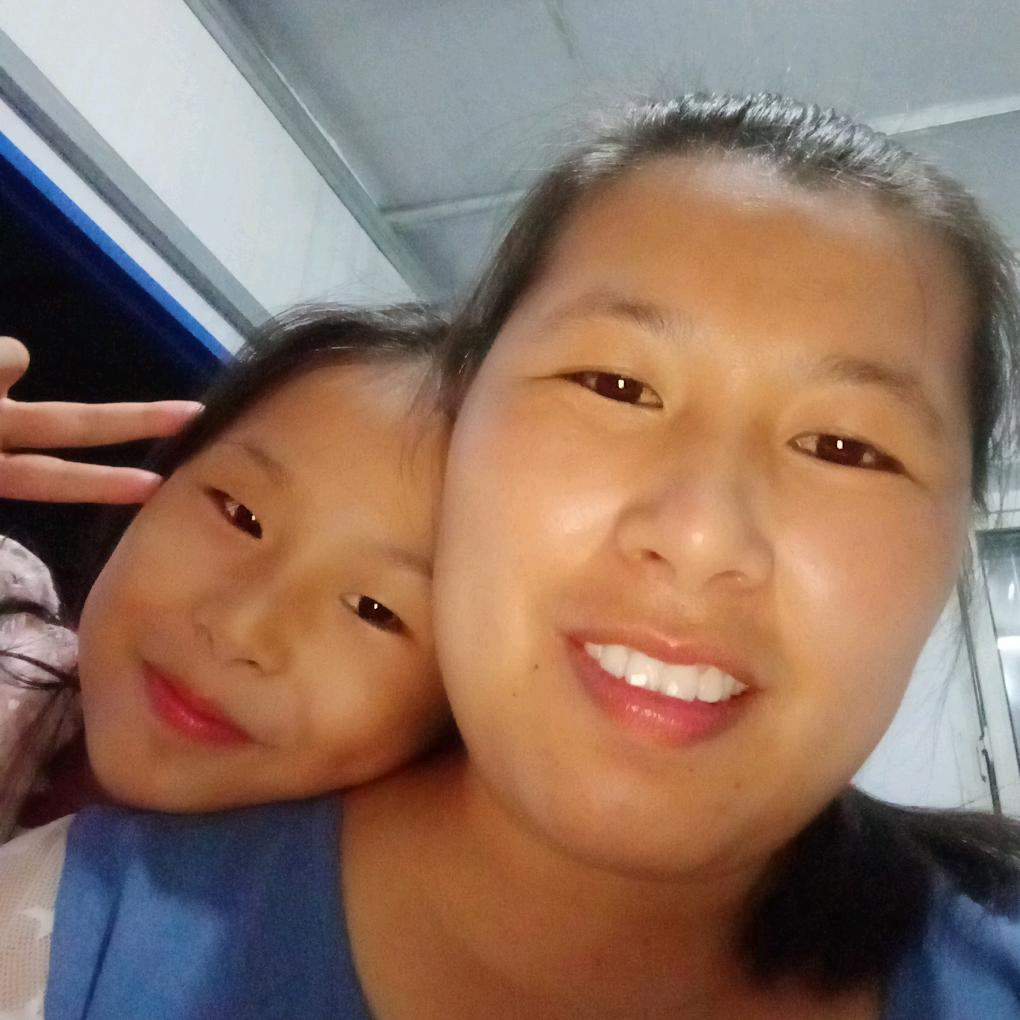 被丢在半路的两个孩子妈妈