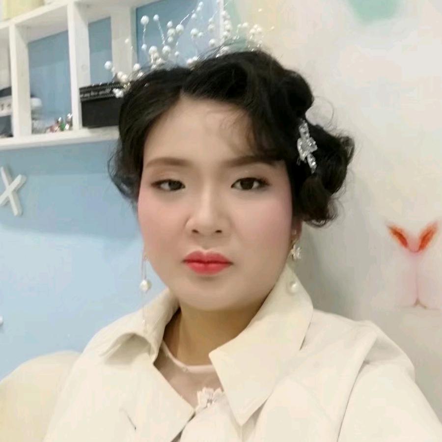 卖门小姐姐   （步阳安全门）