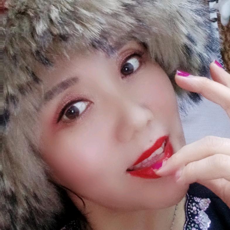 六零后的精致女人。