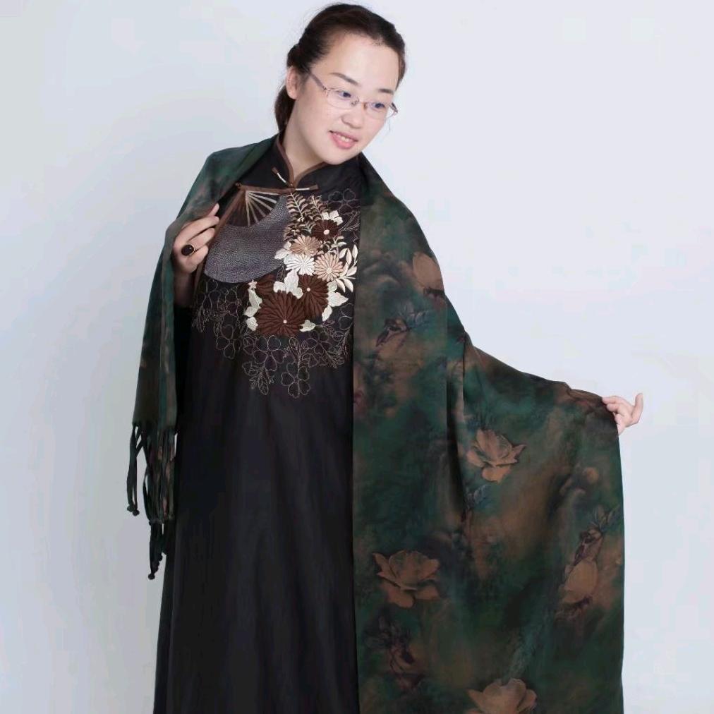 青岛优美旗袍海棠姐