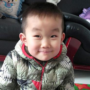 阳光小男孩