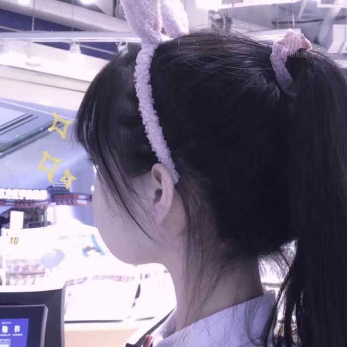 莹莹超棒