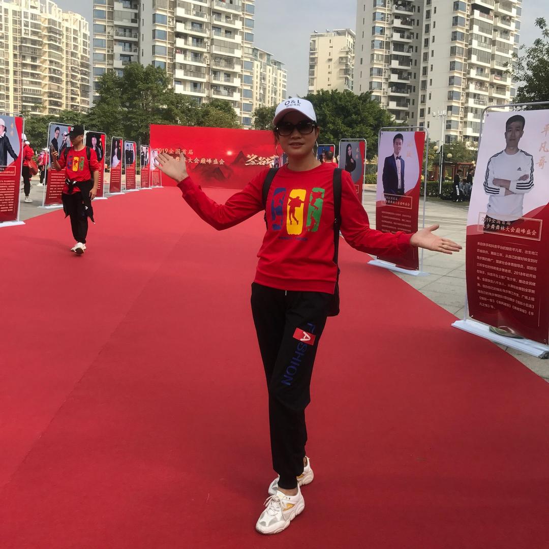 晨晨团长🇨🇳《鞋 服》