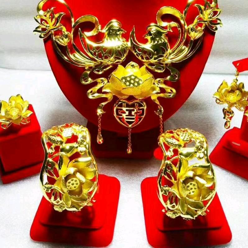 梅姐，每天八点直播