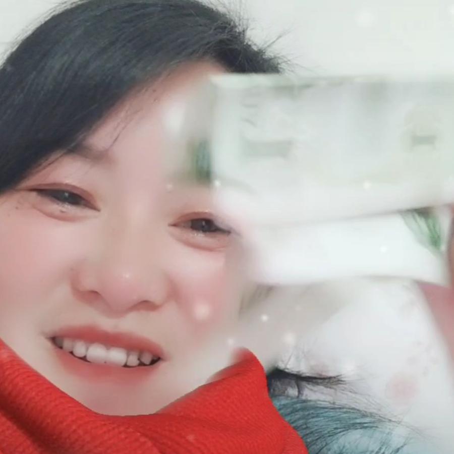 在苦也只能笑着面对