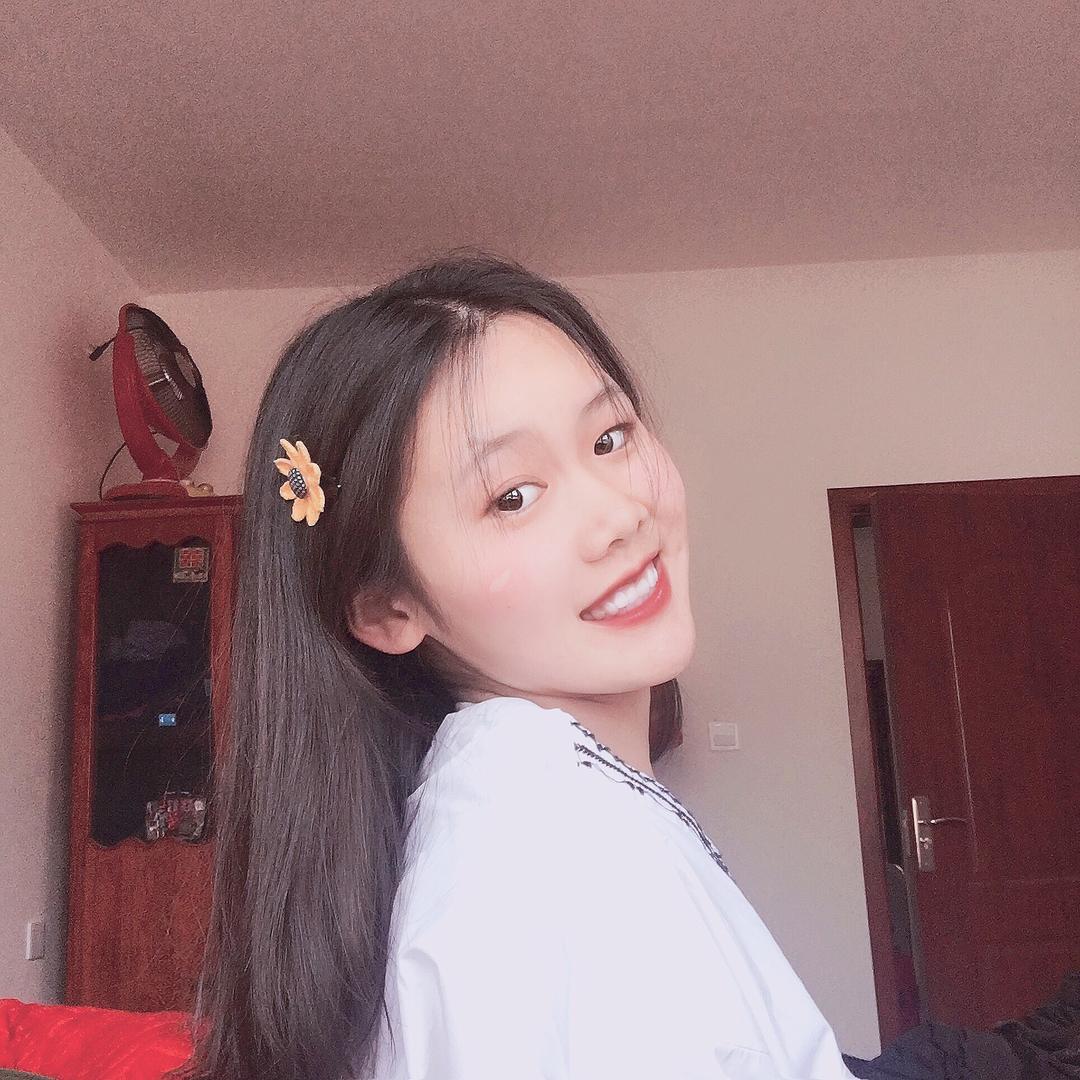 是月月呀