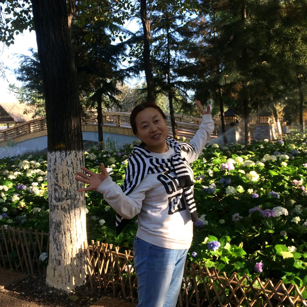 可爱的握不住的沙