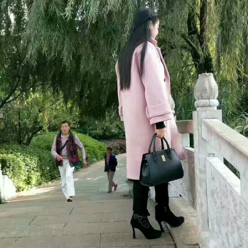 弘燕萧玉