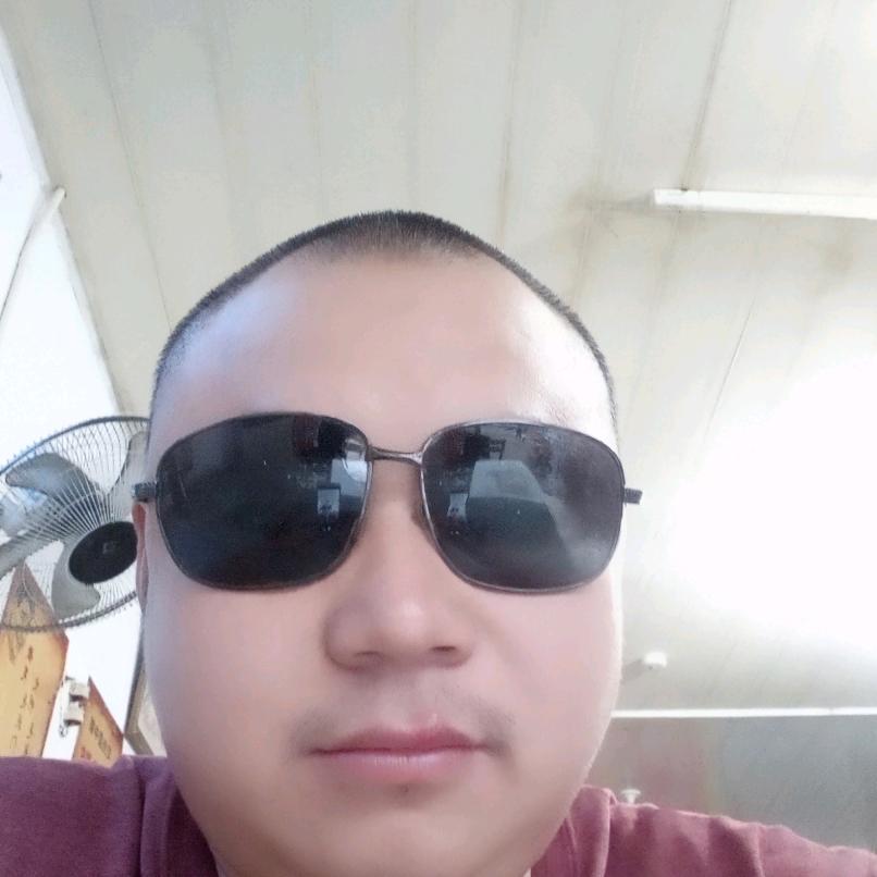 杨厨专业承接各种酒席上门服务价格实惠。