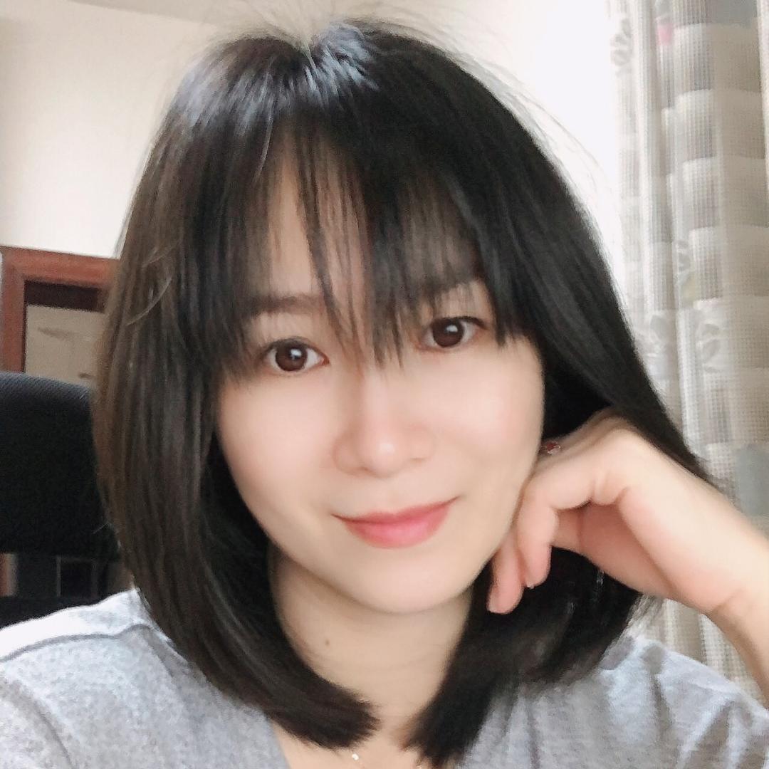 周周在玉林做内衣批发