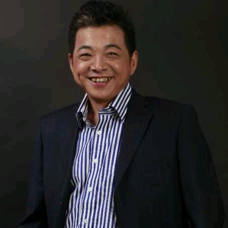 演员张春年