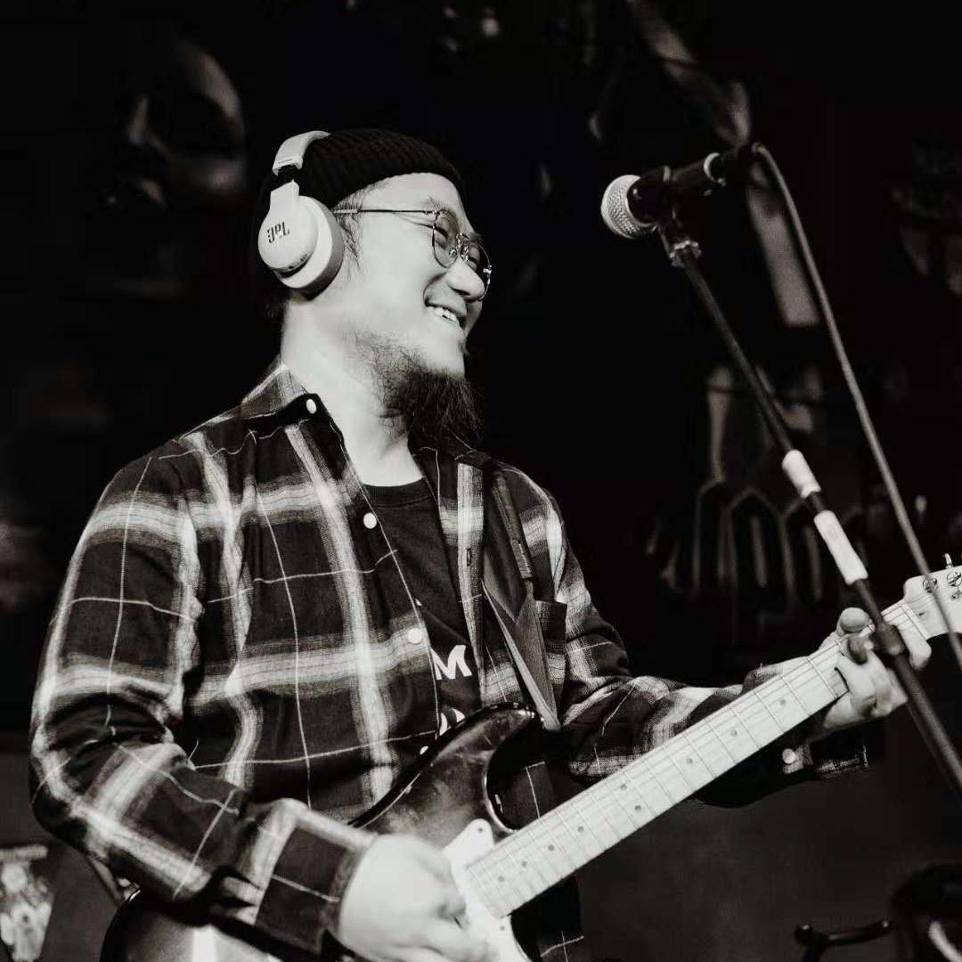 大哥大嫂过年好