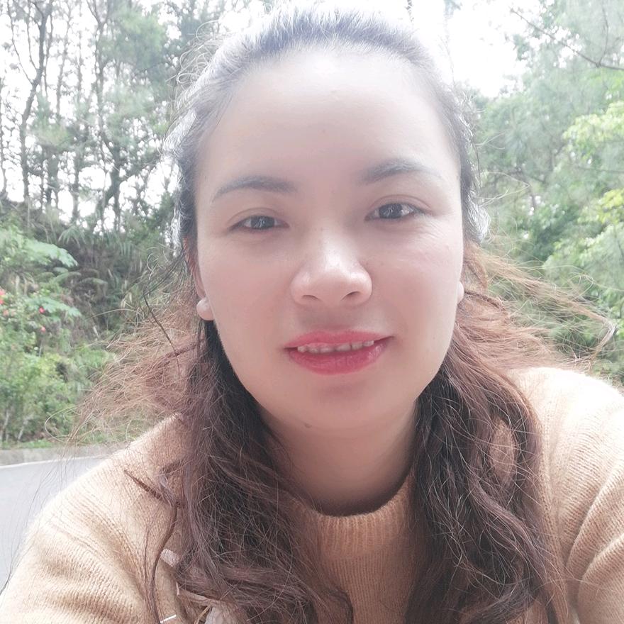 爱笑的女孩