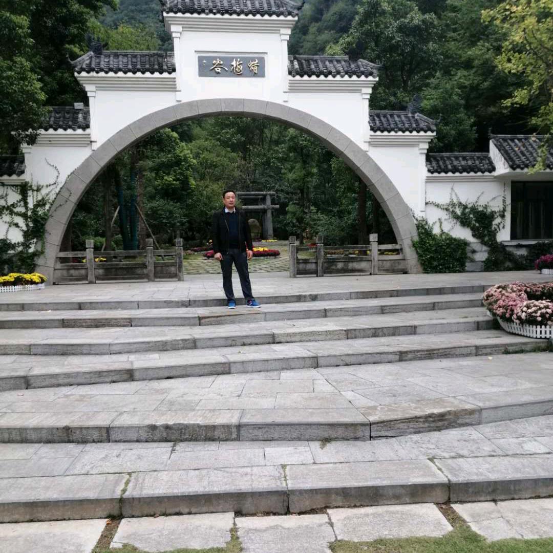⛳🍁活在当下🎄🎄微笑前行⛄🌾🌾