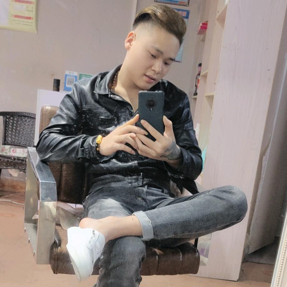小阿凯🔥《自立自强》