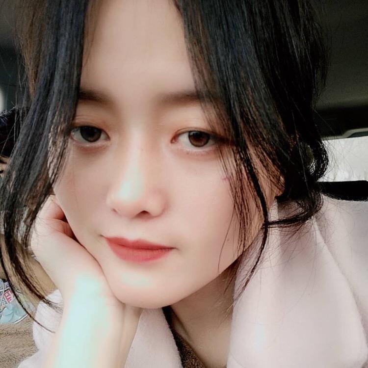 宝妈带娃开干果店